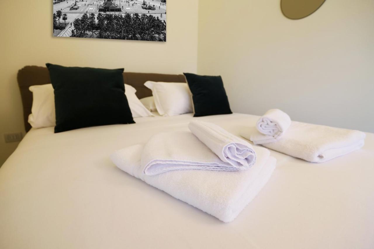 Prestige Boutique Homes - Garden & Pool Milan Bagian luar foto